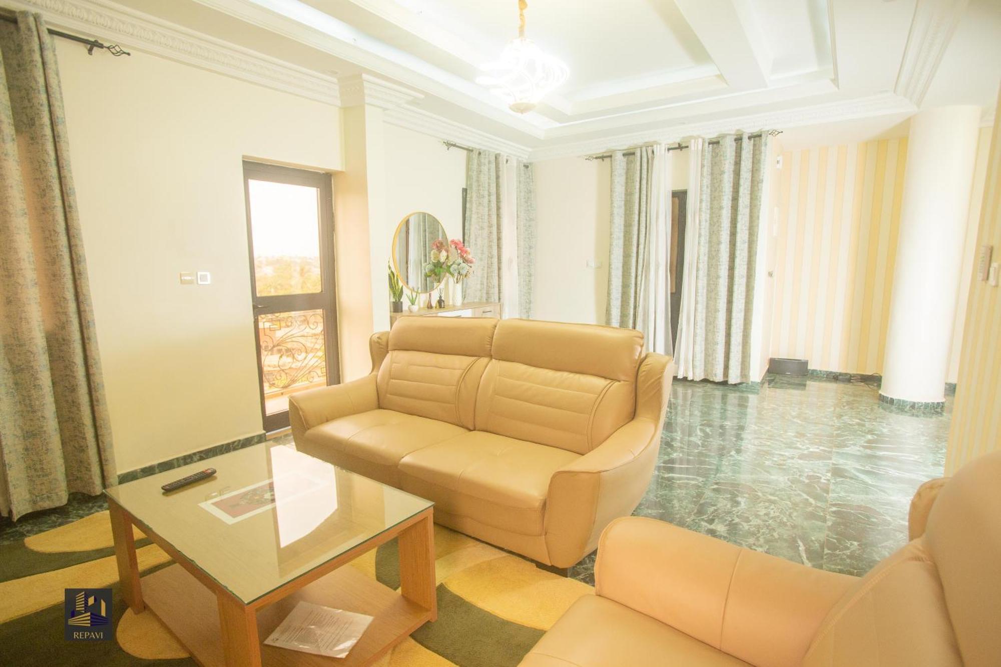 Repavi Lodge Яунде Экстерьер фото