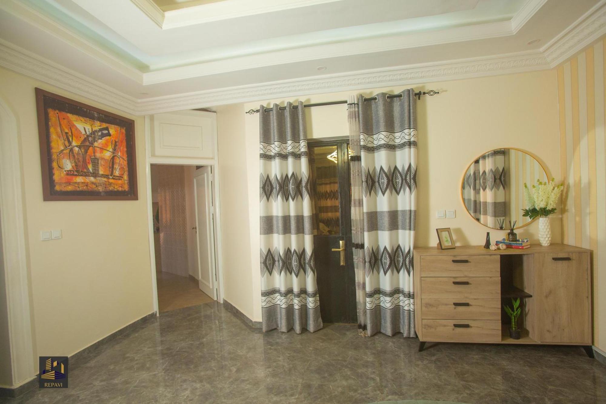 Repavi Lodge Яунде Экстерьер фото