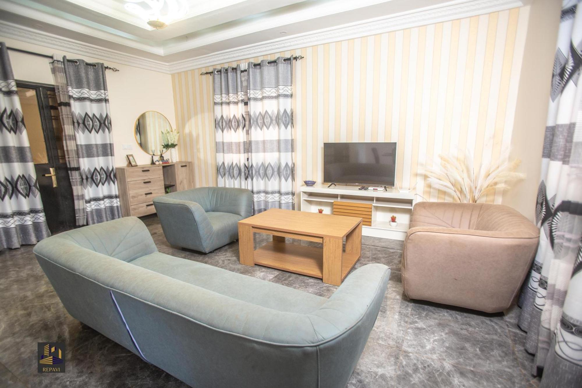 Repavi Lodge Яунде Экстерьер фото